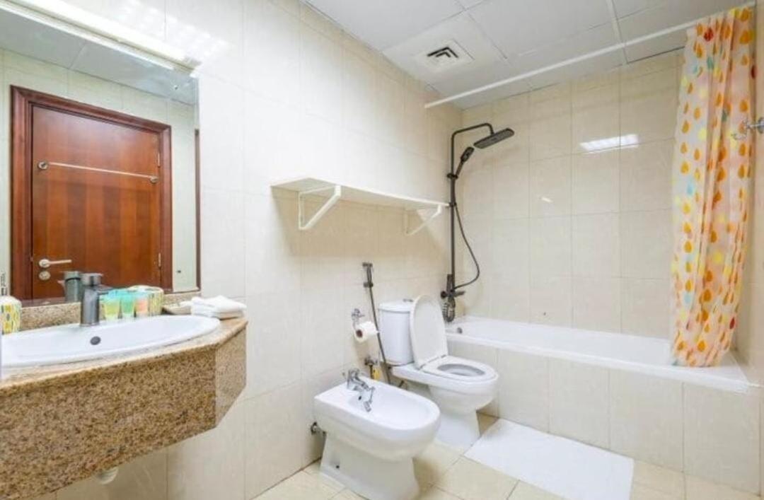Apartment Beautiful 1bedroom In Jlt Dubai
